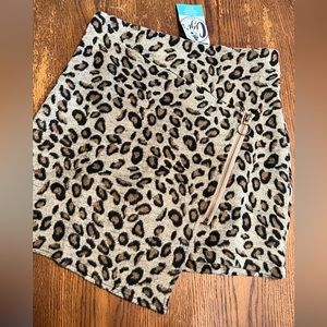 NWT Cigi’s Boutique skirt